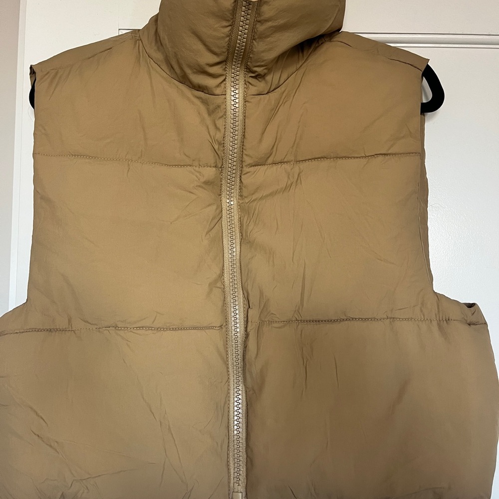 Stylish Tan Puffer Vest